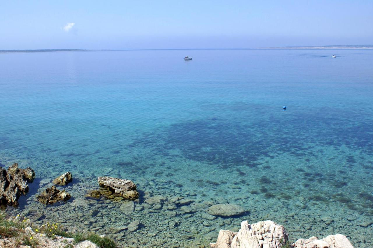Apartments By The Sea Mandre, Pag - 3084 Колан Экстерьер фото