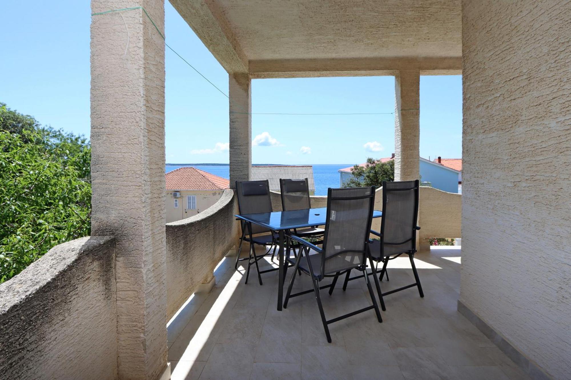 Apartments By The Sea Mandre, Pag - 3084 Колан Экстерьер фото