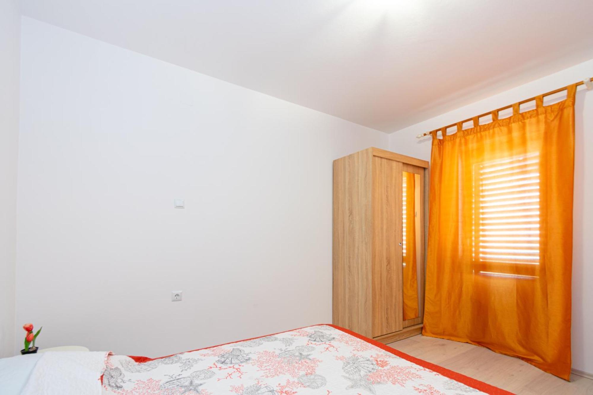 Apartments By The Sea Mandre, Pag - 3084 Колан Номер фото